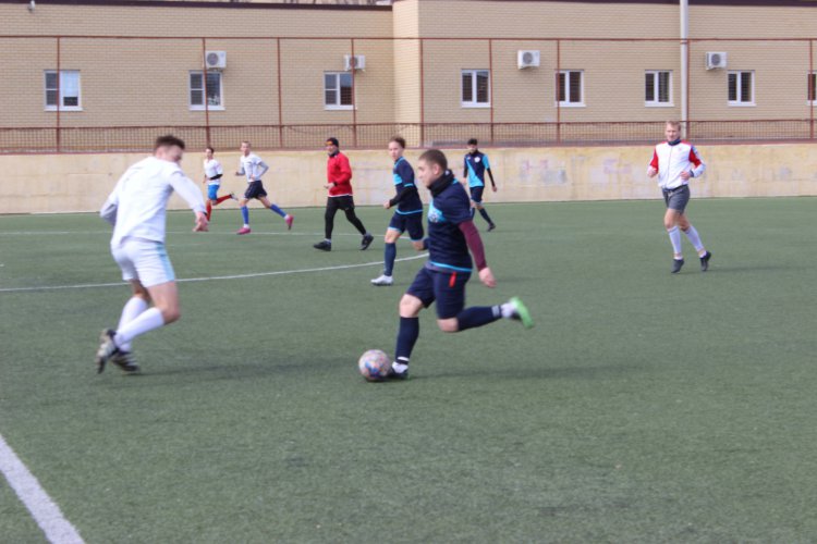Состоялся футбольный матч между командами КФК «Ермак» и «Авангард»