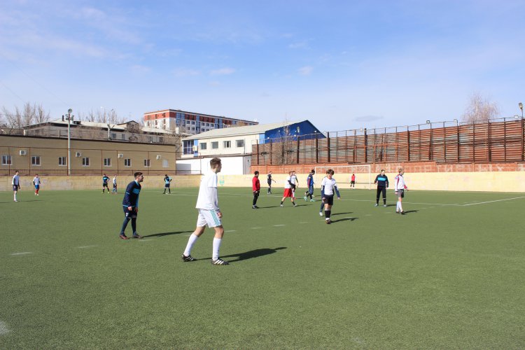 Состоялся футбольный матч между командами КФК «Ермак» и «Авангард»