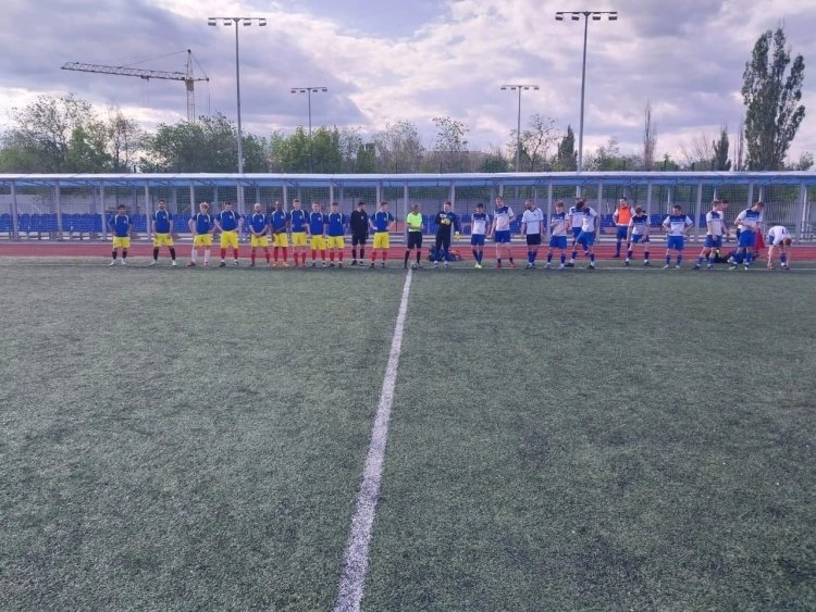 13 мая казачий футбольный клуб «Ермак» провел спарринг с молодежью «Темп-Кип-Электромонтаж»